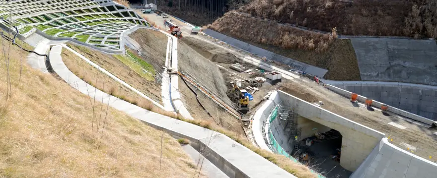 土木工事（道路・河川・公園整備など）