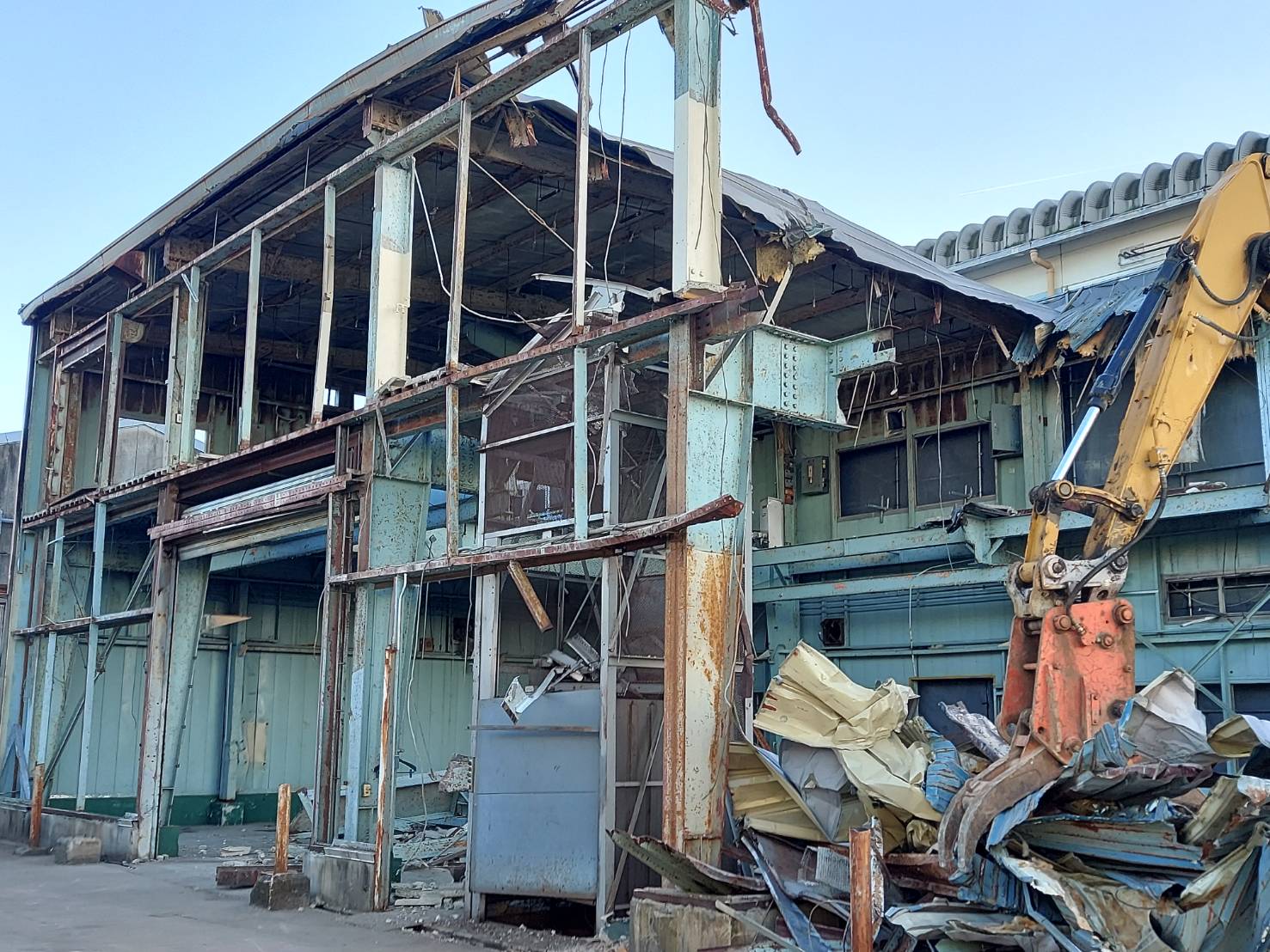 鉄骨倉庫解体工事（栗東市）